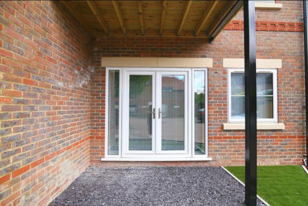 Langston House: 2 Bed, 2 Bath Luxury Apartment Hedgerley Zewnętrze zdjęcie